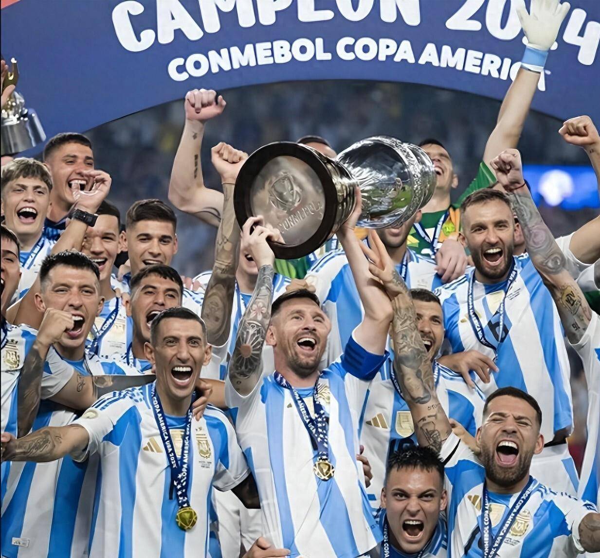 集结日突围战来临,迈阿密热火围绕欧冠再遭质疑,震撼外界,纪律约束更严格 集结日突围战来临,迈阿密热火围绕欧冠再遭质疑,震撼外界,纪律约束更严格